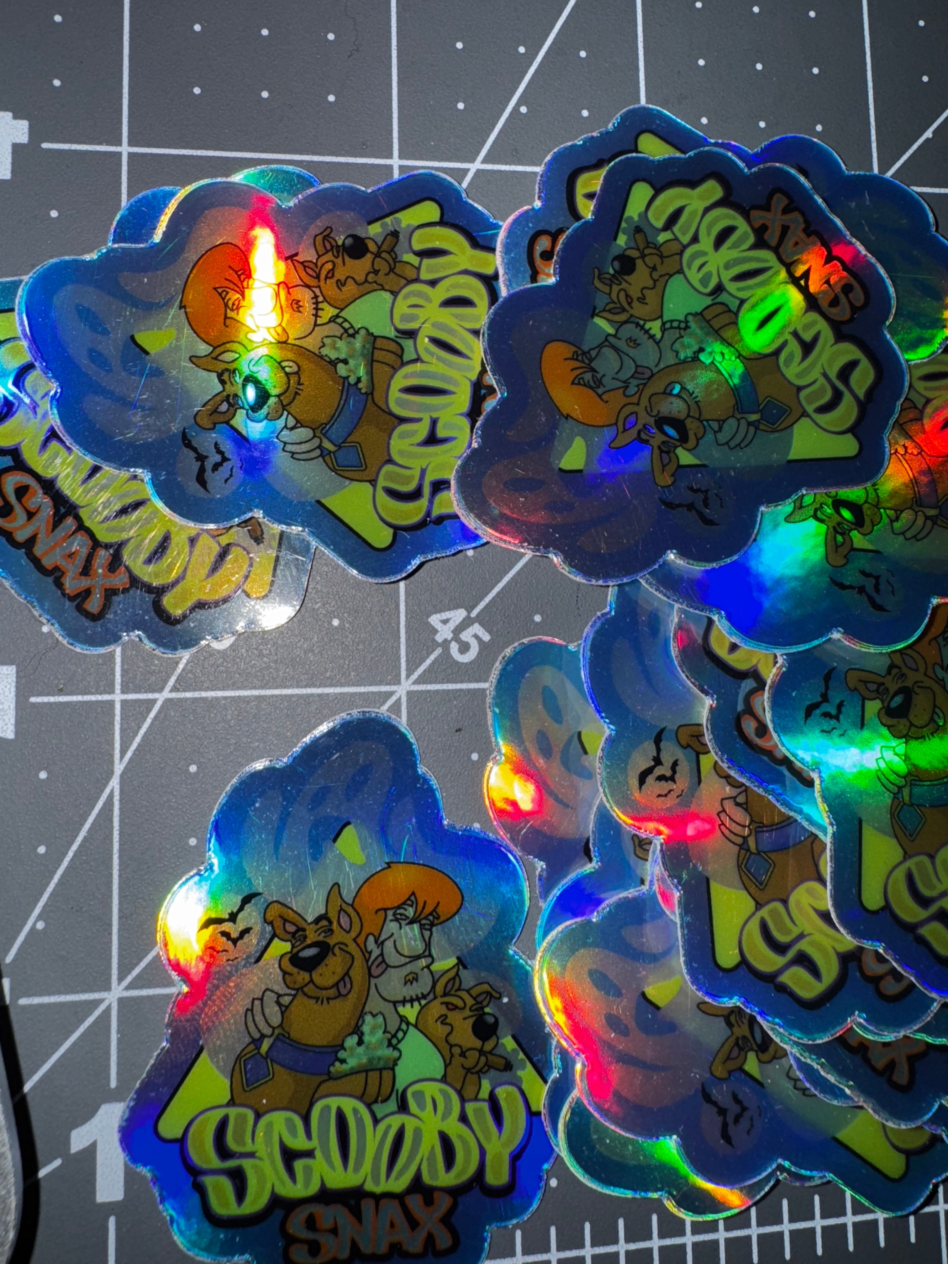 ILTP - SCOOBY SNAX STICKER